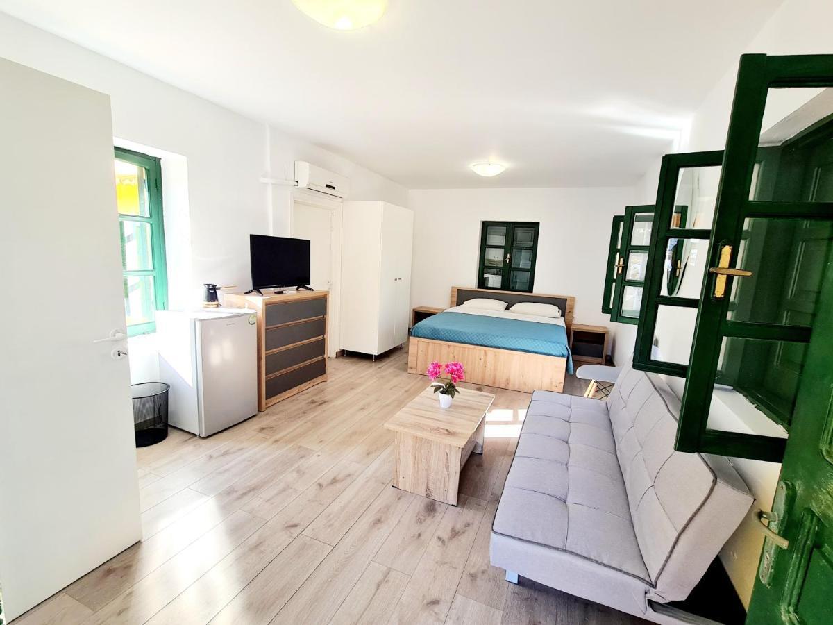 Piccolo Modern Suites Old Town Родос Экстерьер фото