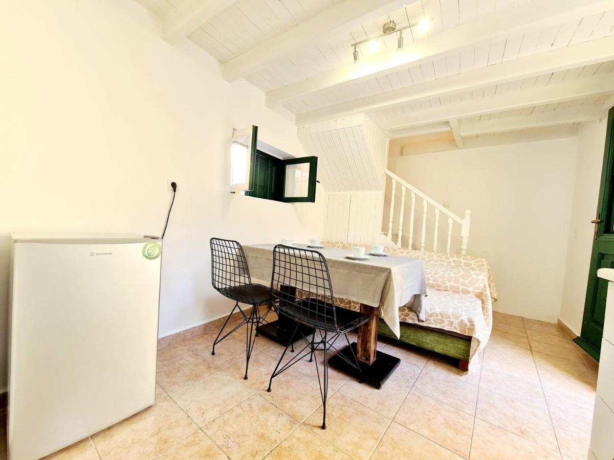 Piccolo Modern Suites Old Town Родос Экстерьер фото